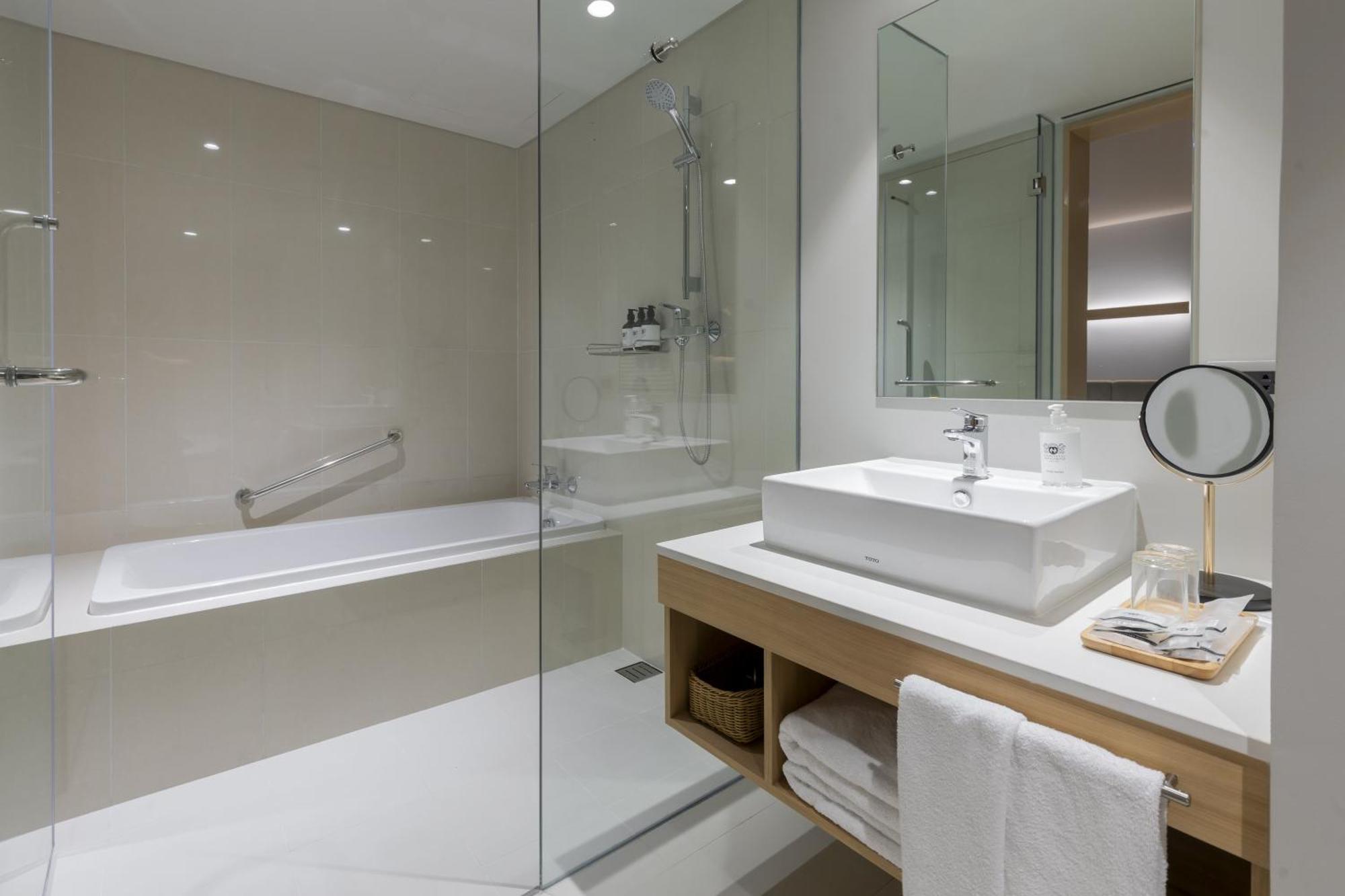 Nishitetsu Hotel Croom Bangkok Silom Extérieur photo